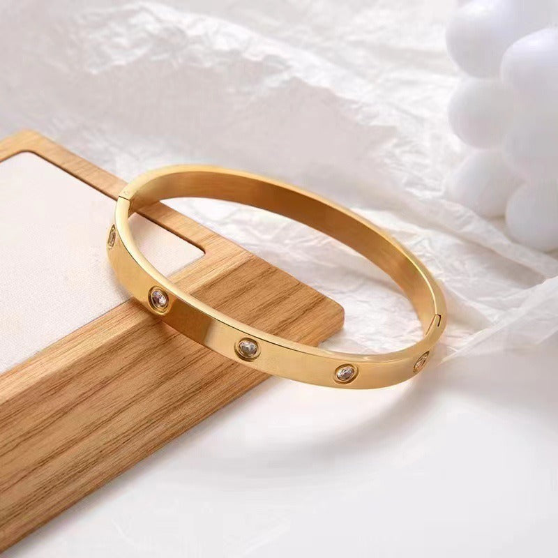 Bracelet with advanced feel, home bracelet with versatile fashion accessories, light luxury bracelet - AstroVerse™