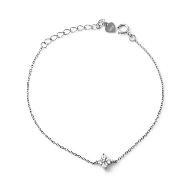 Sterling silver mini flower zircon bracelet for girl, gold-plated lucky jewelry with delicate design and fine craftsmanship.