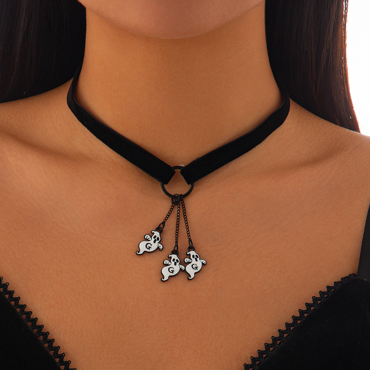 Halloween Bat Choker Necklace - Gothic Black Chain with Tassel - AstroVerse™