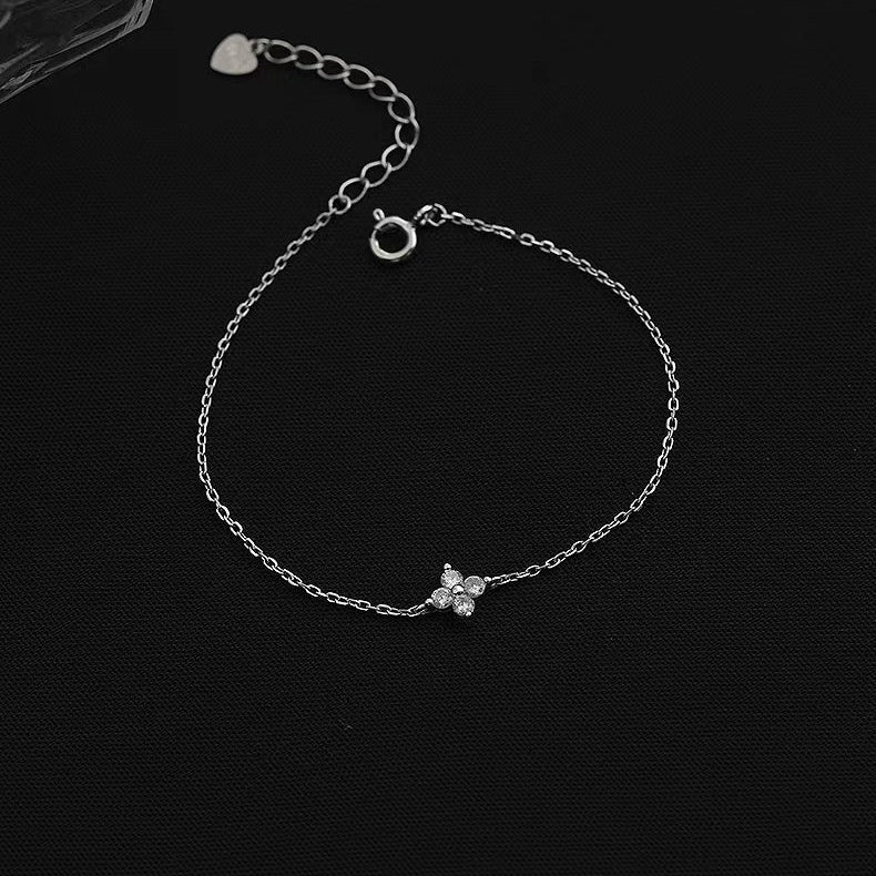 Sterling silver mini flower zircon bracelet for girls, gold-plated, featuring a delicate lucky charm, fine jewelry by eprolo