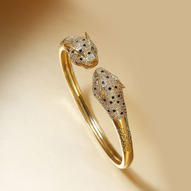 18K Gold platted Micro Set Zircon Leopard Bracelet Female - AstroVerse™