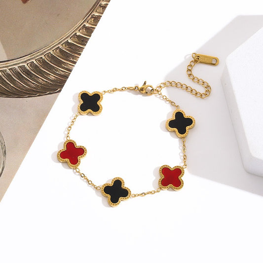 Minimalist women's Clover bracelet featuring five flower Fritillaria charms, crafted by eprolo.