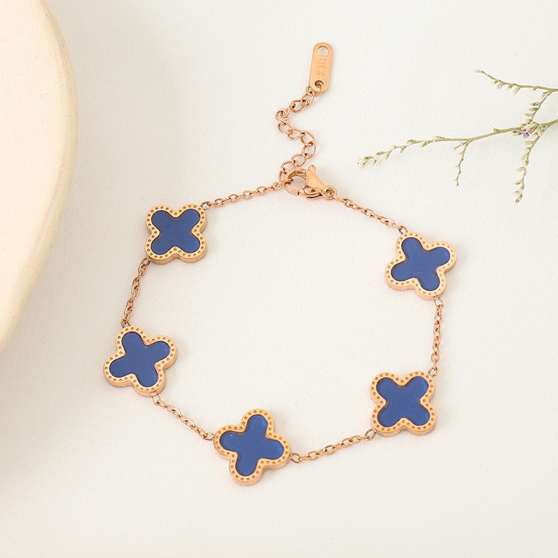 Minimalist women's Clover bracelet featuring five flower Fritillaria design, crafted by eprolo.