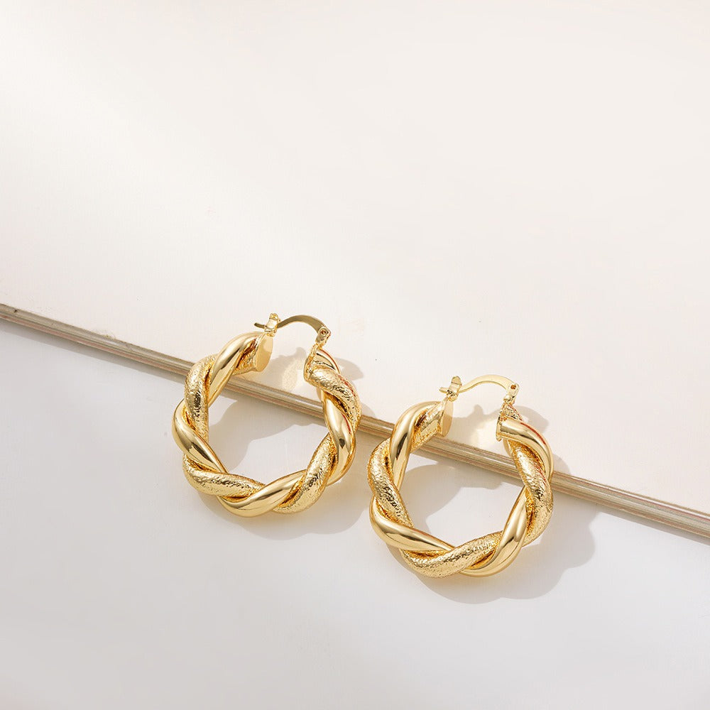 Popular sweet earrings geometric design fresh style earrings