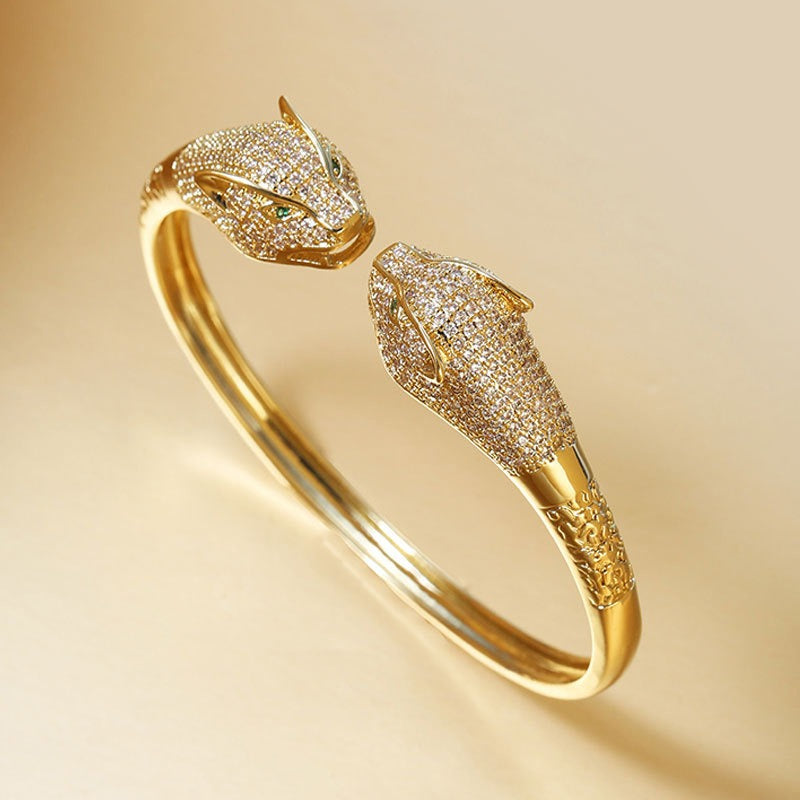 18K Gold platted Micro Set Zircon Leopard Bracelet Female - AstroVerse™