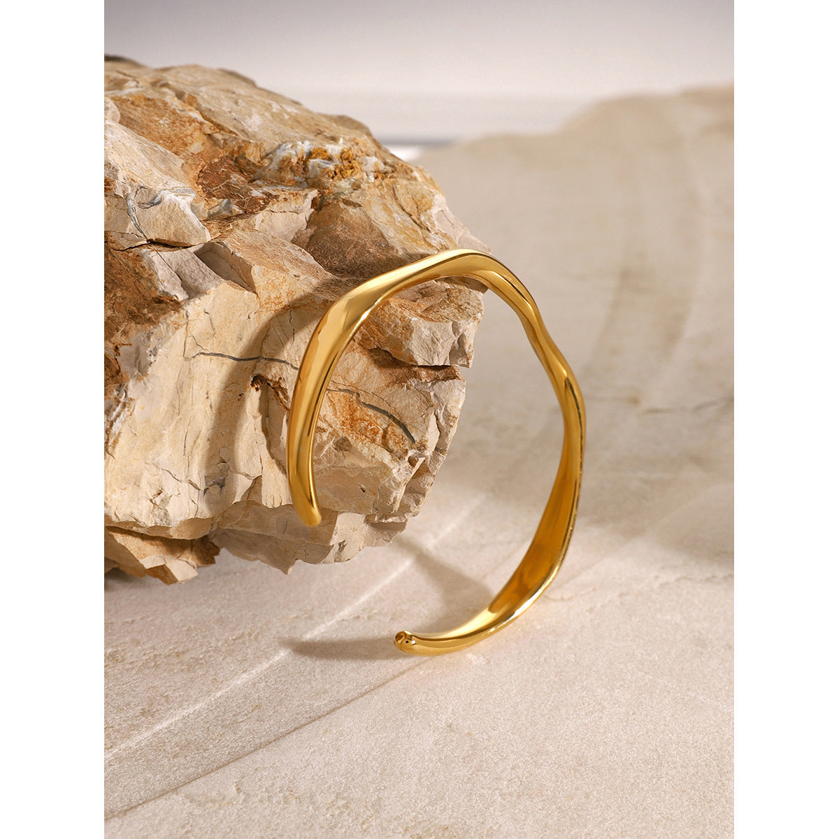 18K Gold Stainless Steel Fine Ripple Open Bangle – INS Minimalist - AstroVerse™