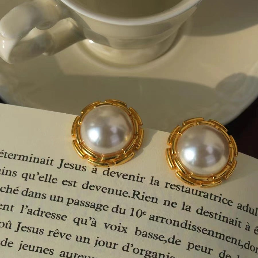 French Circle Earrings with Pearl - Geometric Round Statement Earrings - AstroVerse™