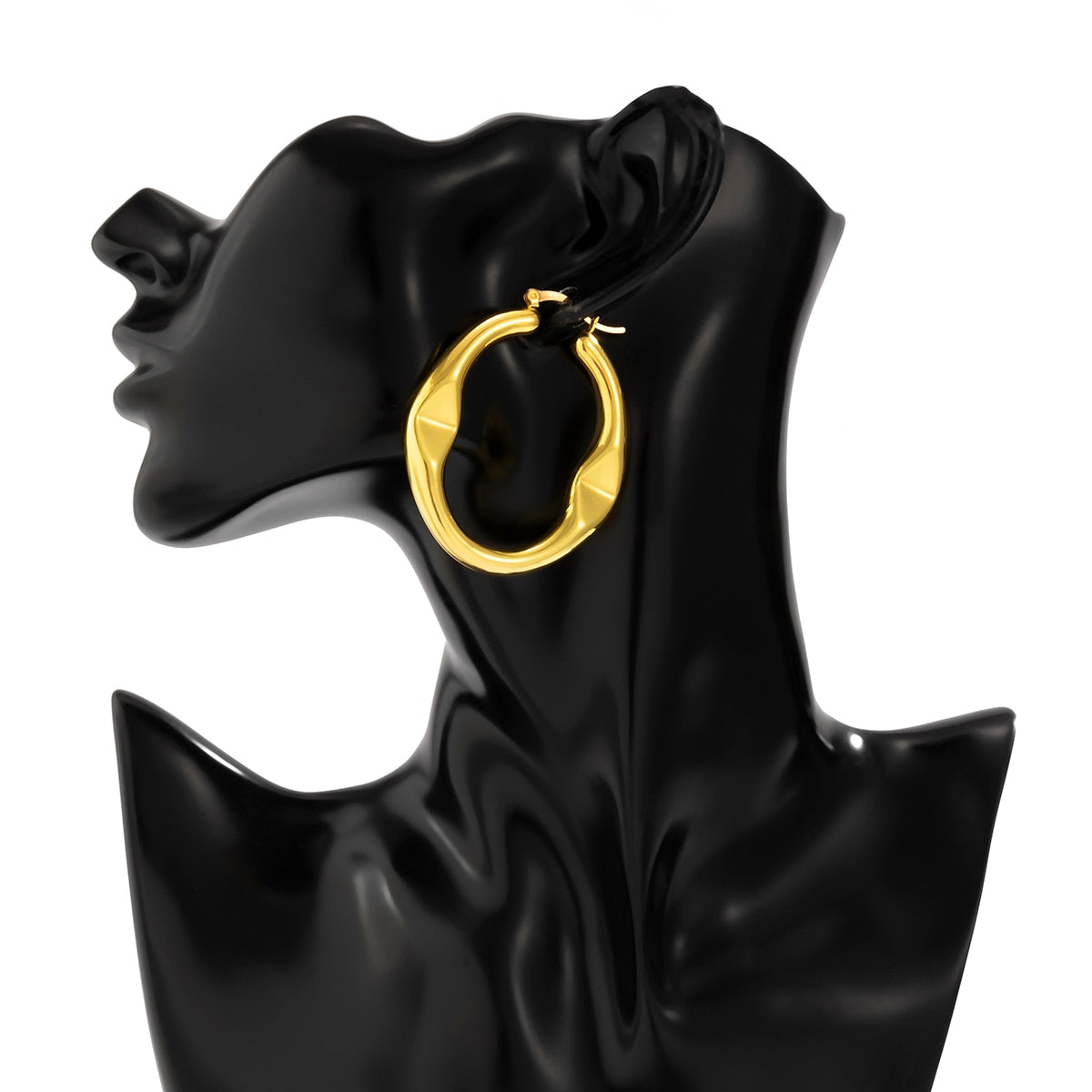 Personality Metal U-Shaped Hollow Geometric Earrings Women's Business All-Match Oval Crease Earrings