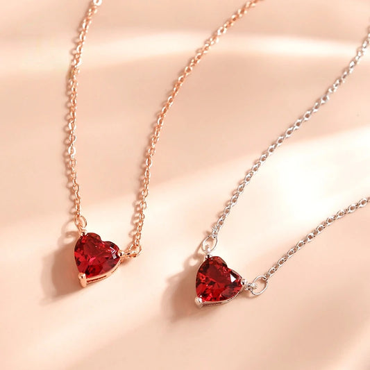 Exquisite Red Heart Pendant Necklace Cubic Zirconia Crystal Chain Necklace for Women Short Necklace Charm Jewelry Gifts