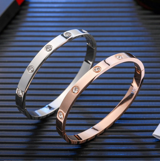 Bracelet with advanced feel, home bracelet with versatile fashion accessories, light luxury bracelet - AstroVerse™