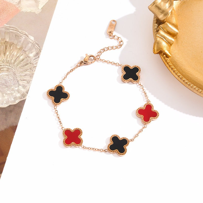Minimalist women's Clover bracelet featuring five flower Fritillaria design, crafted by eprolo.